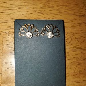 Gold flower earrings